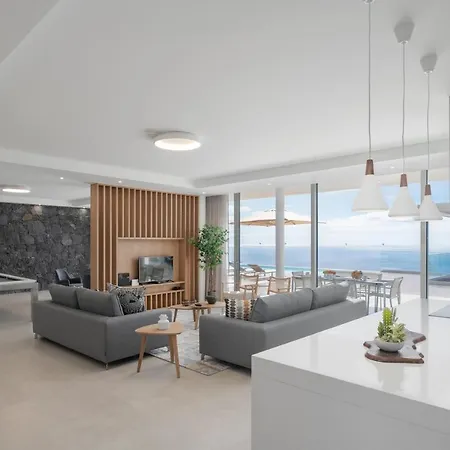 Ourmadeira - Ocean Panorama - Tranquil Seascape *